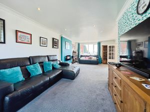Lounge- click for photo gallery